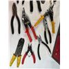 Image 14 : Large lot of mixed shop tools and equipment