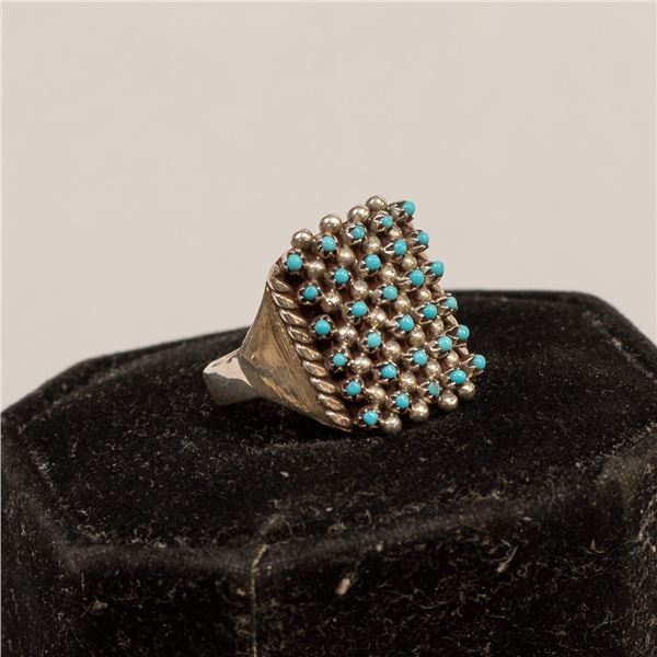 Zuni Sterling Petit Point Turquoise Ring, Amesoli