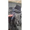 Image 2 : INTERMEDIATE COLD WEATHER GLOVES TWO MED AND ONE SMALL