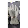 Image 3 : ITERMEDIATE COLD WEATHER GLOVES ONE SM, ONE MED, AND TWO LARGE