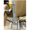Image 1 : SNOW MOBILE STAND