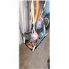 Image 8 : GARDEN IMPLIMENT RACK FULL OF GARDENING TOOLS: AXE, SHOVEL, RAKE, EDGE TRIMMER, BROOM PSI
