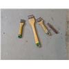 Image 13 : LARGE ASSORTMENT Of PAINT SUPPLIES c/w STORAGE BIN