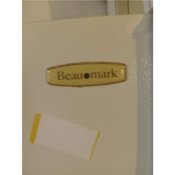 BEAUMARK FRIDGE