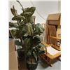 Image 2 : PSEUDO/ARTIFICIAL PLANT & GLIDER ROCKER