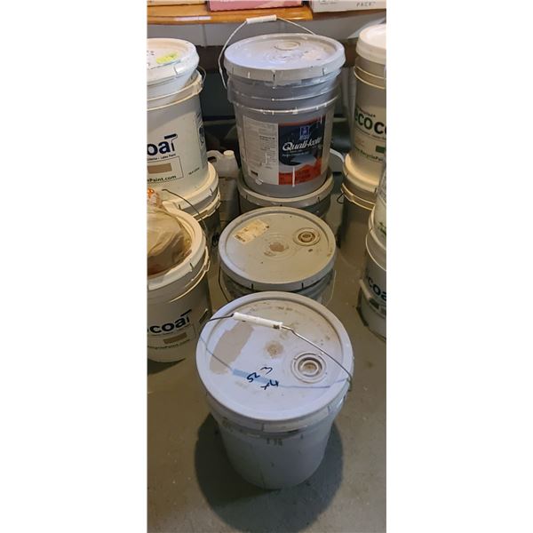 LATEX PAINT 5-GAL. MATCHING COLOUR: 'EXTRA WHITE'  (X4)