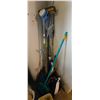 Image 7 : EASY LIFTER/MOPS & BROOMS/COMMERCIAL WRINGER MOP BUCKET/
