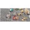 Image 10 : LOT OF DRESS JEWLERY SOME AVON