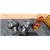 Image 11 : STATUES, KNICK KNACKS PLEASE SEE IMAGES