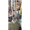 Image 9 : YARD AND GARDEN TOOLS