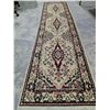 Image 1 : CANADIAN MADE HALL/BEDSIDE CARPET RUNNER (Approx: 60cm X 250cm) & HOME DÉCOR Assorted.