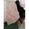 Image 2 : ASSORTMENT: LINENS, HALLOWEEN & GAMES. (SEE PHOTOS).