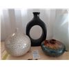 Image 1 : Designer Vases Cat A