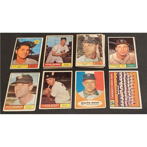 Lot of 34 x 1961 Topps Baseball Cards