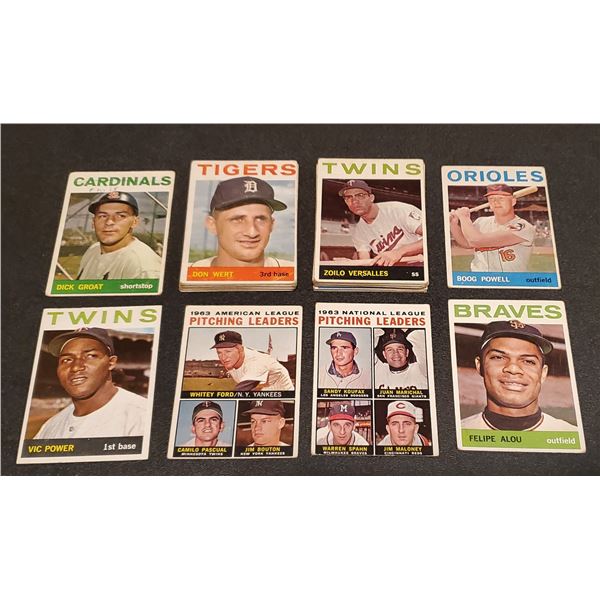 Lot of 36 x 1964 Topps Baseball Cards