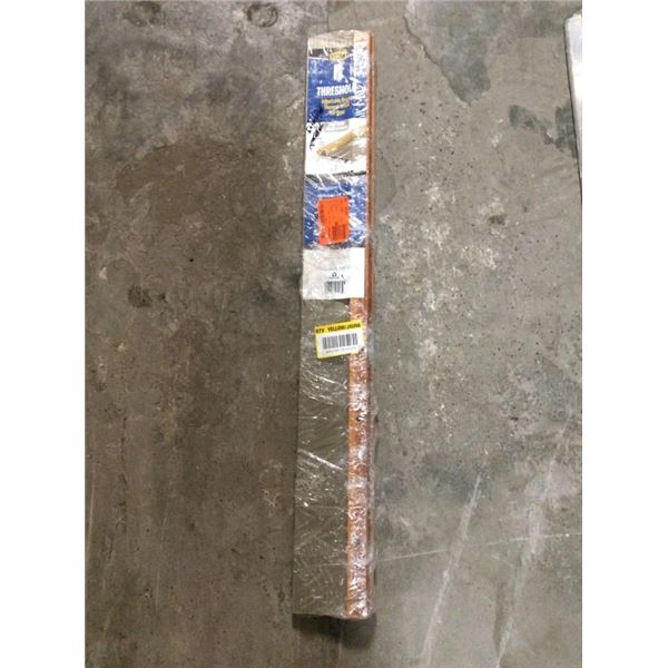 Adjustable height threshold missing screws