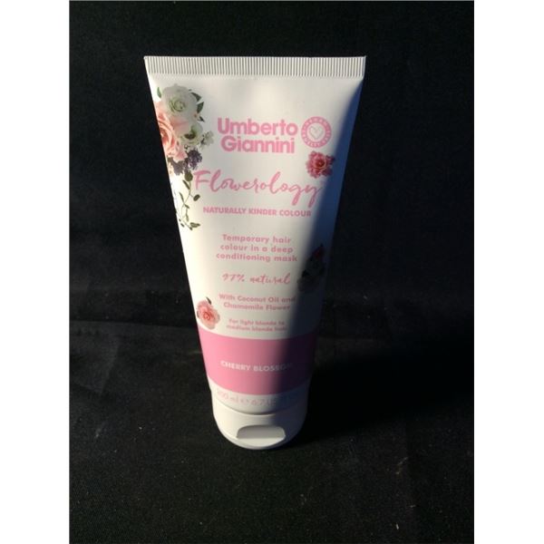 Temporary hair color with coconut oil and flour cherry blossom color