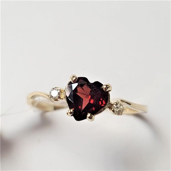 10K Yellow Gold Garnet(1.1ct) Diamond(0.02ct) Ring (~Size 6.25)(Ring is resizable for $40) (~length 