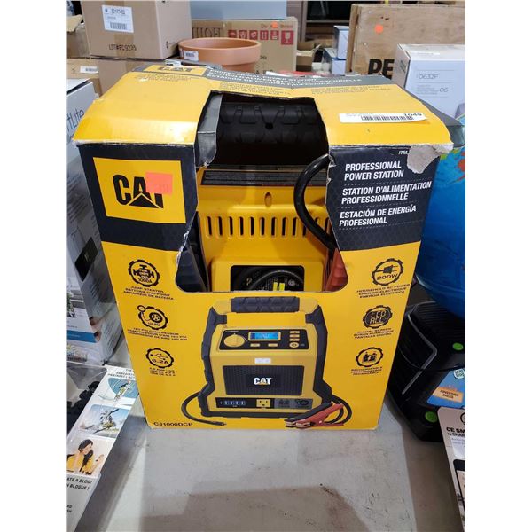 New CAT - 3 in 1 Professional Power Station with Jump Starter and Compressor - 4 USB Ports and Outle