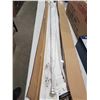 Image 3 : Mainstays Curtain Rod 48" - 84" Extension Lot of 6