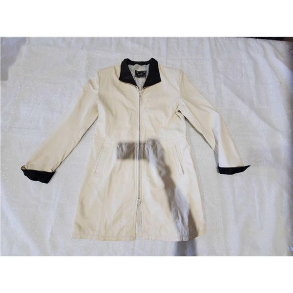 Vintage Italian Leather Vera Pelle size 48 White Jacket