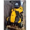 Image 5 : NEW Cub Cadet Model CC30 Lawn Tractor - damaged tire as seen in photos NEW in Crate - comes with man