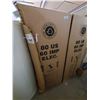 Image 3 : NEW Giant 80 US Gal. 4500w electric hot water heater in from freight damage with slight damage as pi