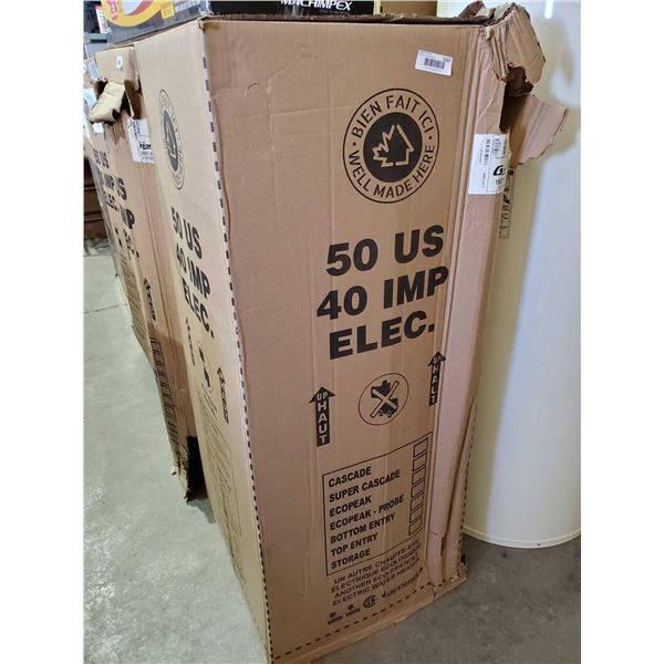 NEW Giant 50 US Gal. 4500w electric hot water heater in from freight damage with slight damage as pi
