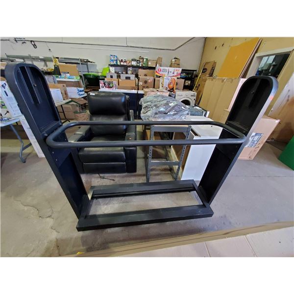 Hankook Tire rack on wheels