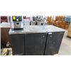 Image 1 : True 5' Ref. 2 Keg Cooler (Nds Service)