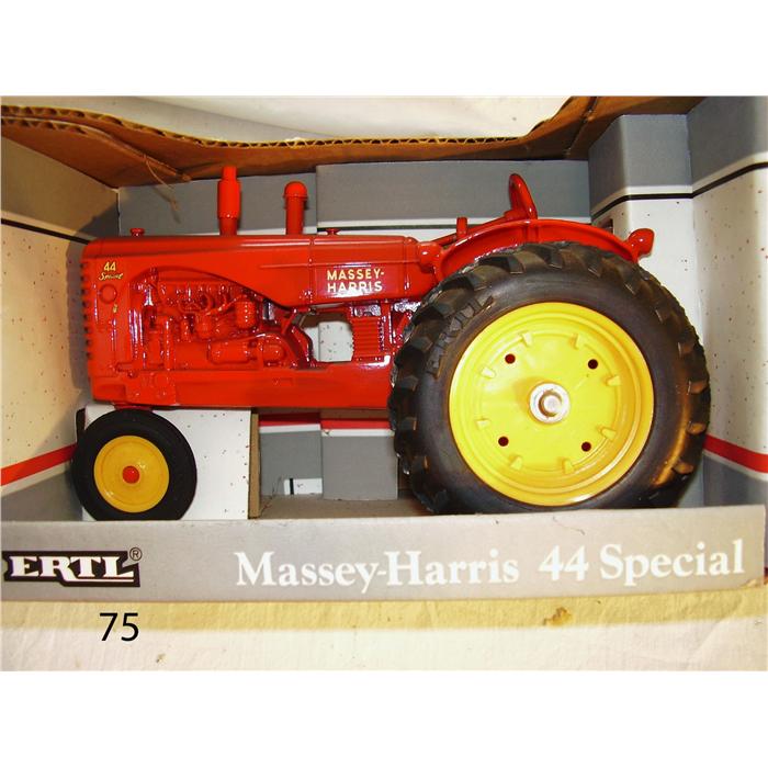 Ertl Massey Harris 44 Special 1115