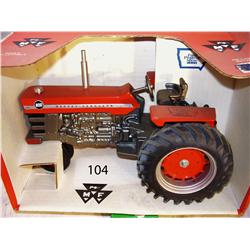 Scale Model - Massey Ferguson 1100             HC0177