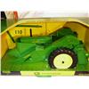 Image 1 : Scale Model - JD 60 With 220 Picker Sheller        #15816