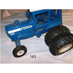 Tractor - Ford 9610 W/Duals & Cab