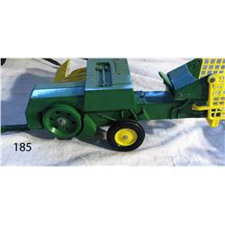 Tractor - John Deere Baler w/thrower