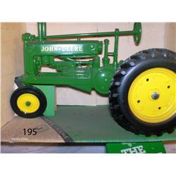 Ertl   - John Deere A                                       #539DC