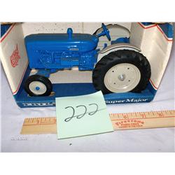 Ertl   -  Fordson Super Major           8"                #307