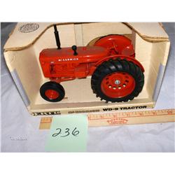 Ertl   - McCormack WD-9                  8"               #633