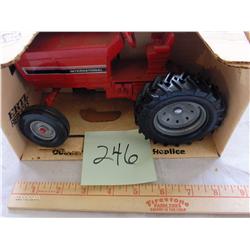 Ertl   - International Row Crop Tractor 8"               #415