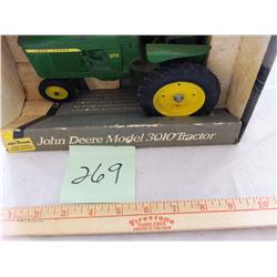 Ertl   - John Deere 3010  1960   9"                       #5635