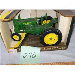 Ertl   - John Deere G Tractor 8"                           #548 DO
