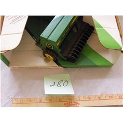 Ertl   - John Deere Grain Drill      10"                    #580