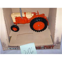 Ertl   - Case Caseomatic 600      9"                       #213