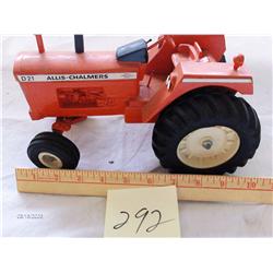 Ertl   - Allis Chalmers D-21 Turbocharged Diesel  10"