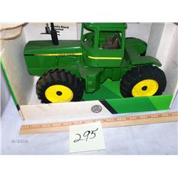 Ertl   - JD 4 WD In Box              13"                 #5508