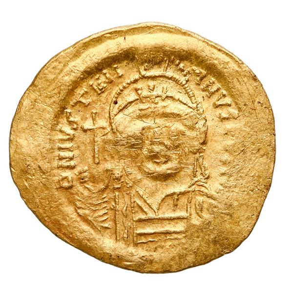Byzantine Empire, AV solidus, Justinian I, 527-565 AD, Constantinople mint.