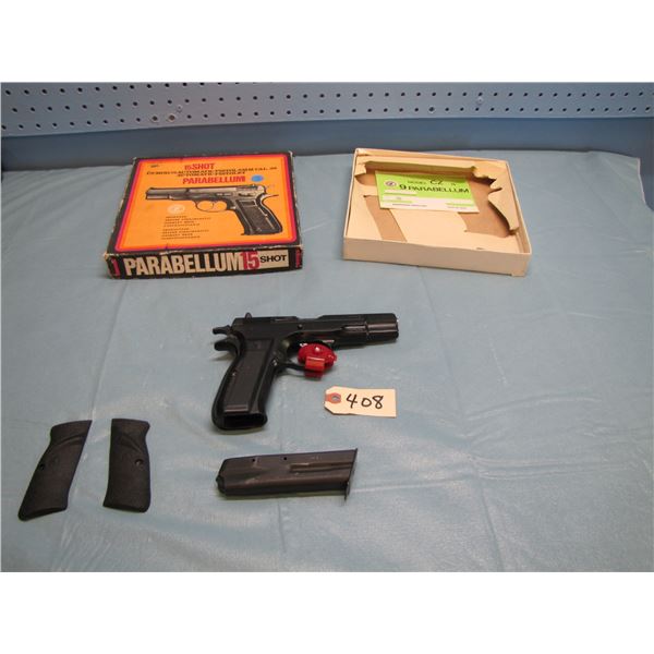 RESTRICTED:  CZ 75 9mm pistol in original box, 4 3/4" barrel, excellent bore, functions as designed,
