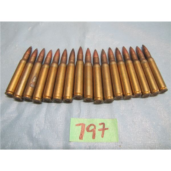 Lot of live ammo ; headstamped RA 85