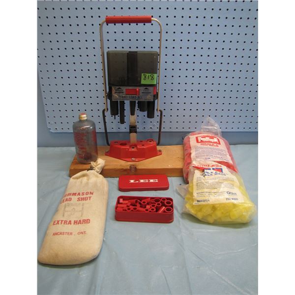 Lee shotgun shell loader ; bag of #6 shot ; wads ; etc