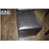 Image 2 : Ottoman stools (2) 16" x 16"